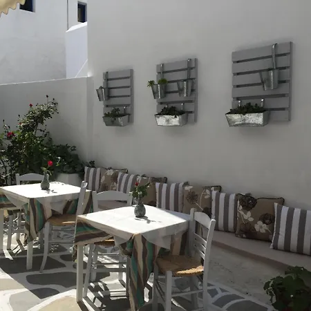 Hotel Stella * Naousa (Paros)